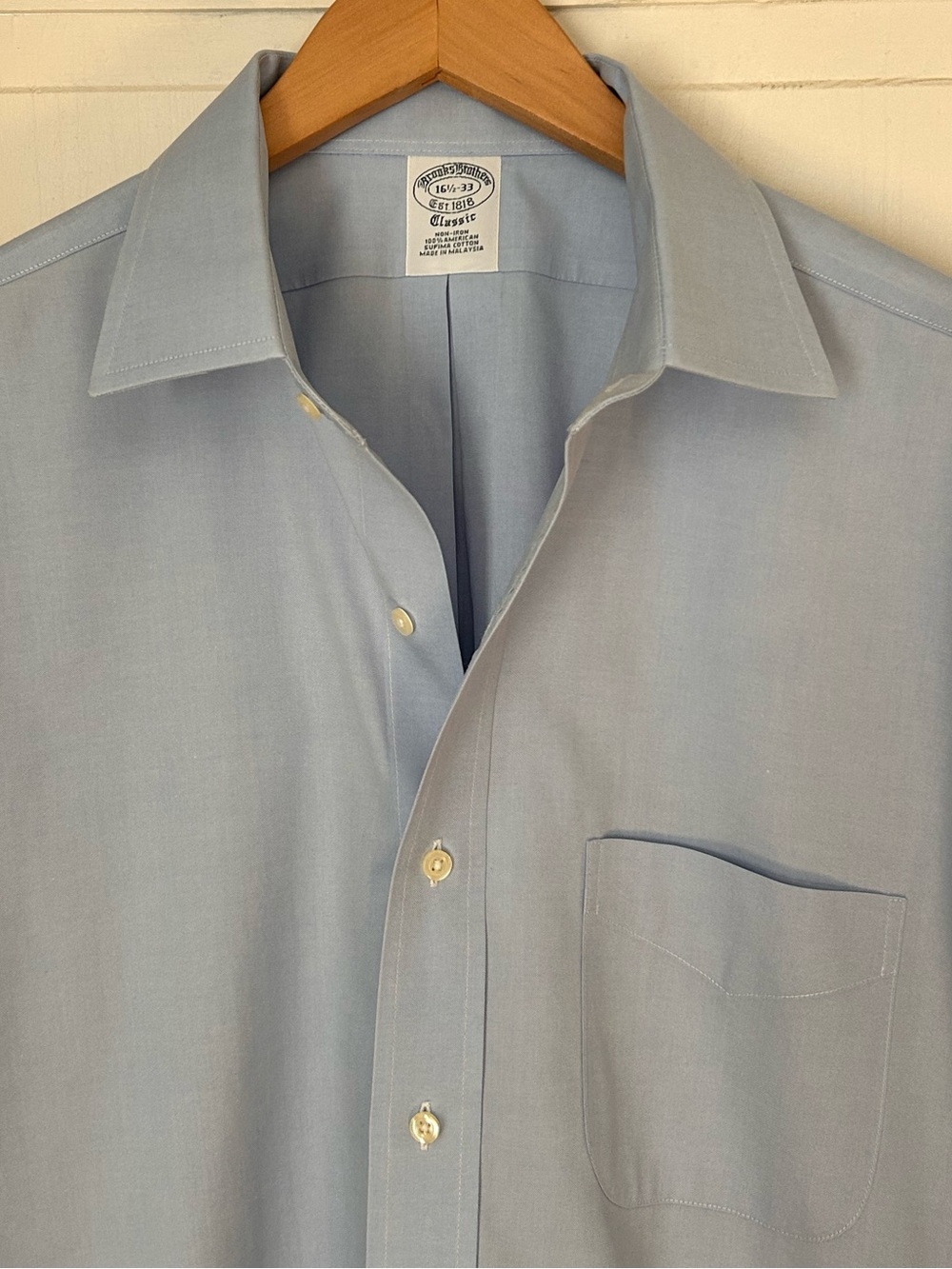 Brooks Brothers Classic Men’s Size 16 1/2-33 Non-Iron Button Down Shirt